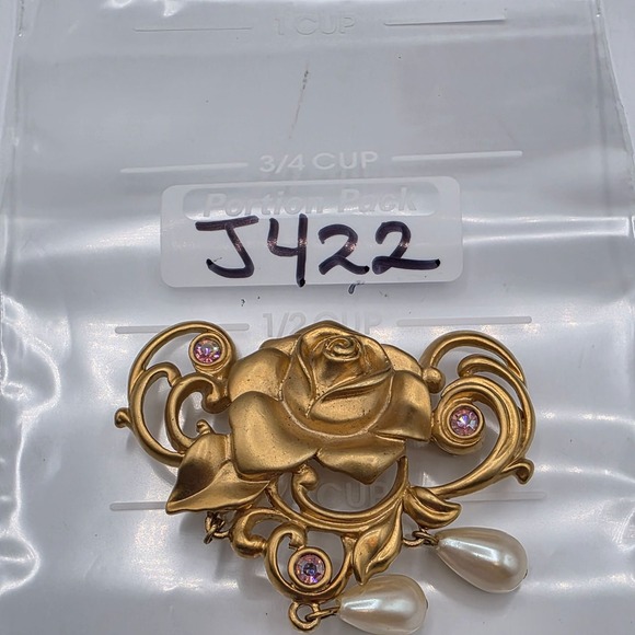 Avon Gold Tone Rose Faux Pearl Dangle Brooch Pin Rhinestone Accents Vintage - Picture 7 of 7